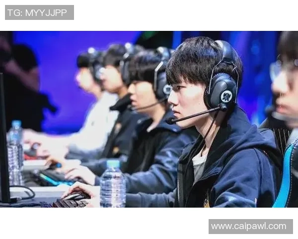 Caps中路的崛起与挑战分析电竞赛事中的明星选手之路
